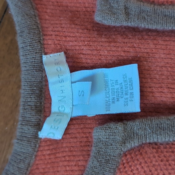 100% Cashmere Design History Sweater - Picture 2 of 6